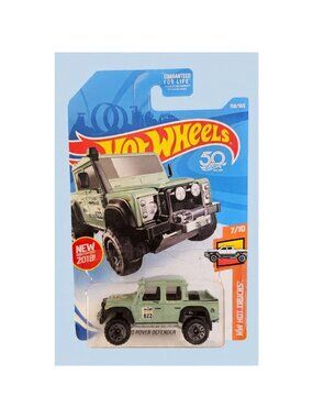Land Rover Defender Double Cab ('15) -- ITEM #2164